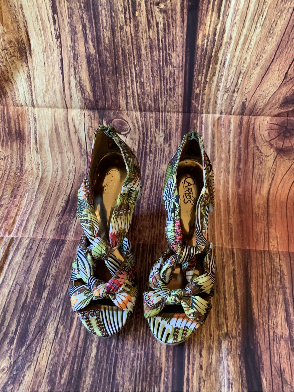Carlos by Carlos Santana Women's Multicolor Knot Front Open Toe Wedge Sandal 7.5